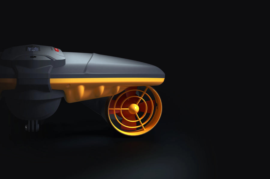 Dual-motor three-speed drive